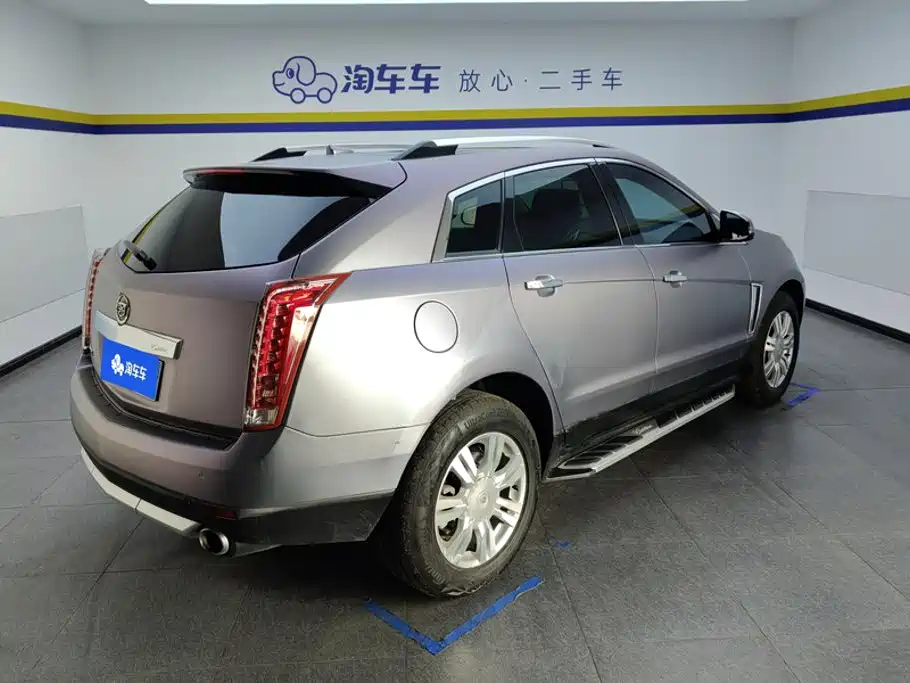 Cadillac SRX — миниатюра 3