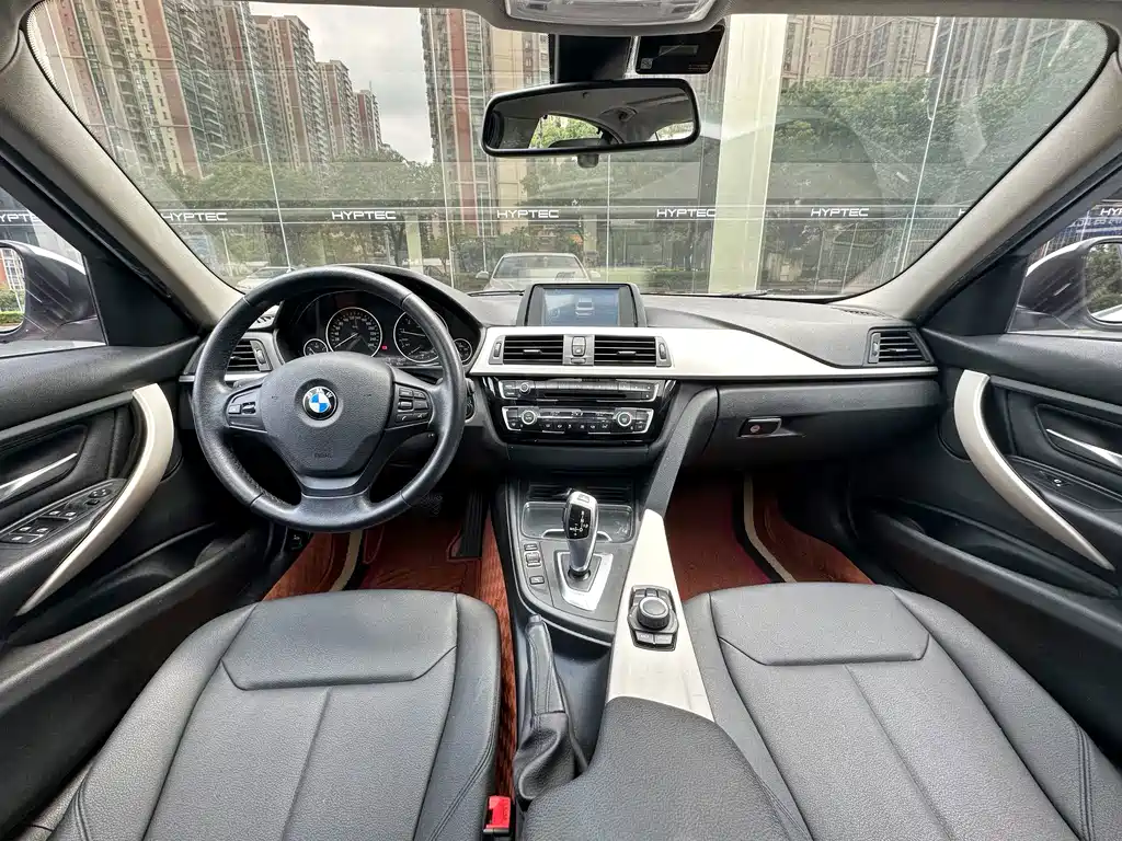 BMW 3 Series — миниатюра 9