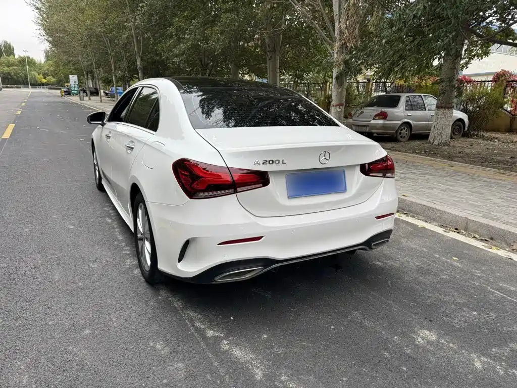 Mercedes-Benz A-Class — миниатюра 14