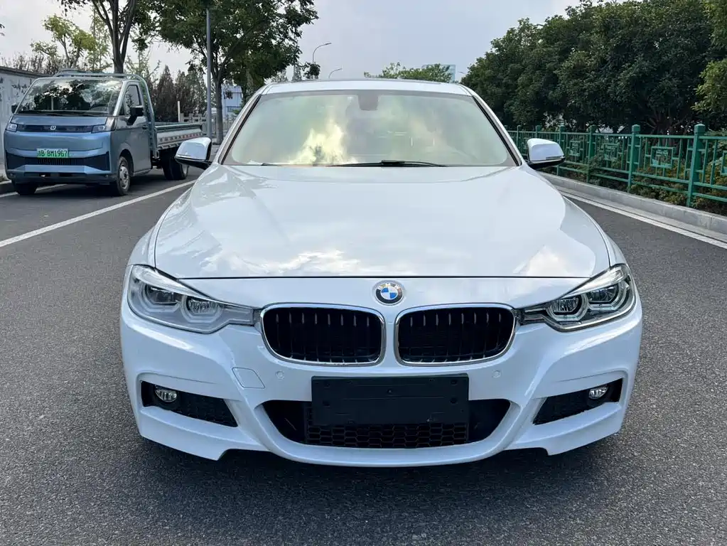 BMW 3 Series — миниатюра 2