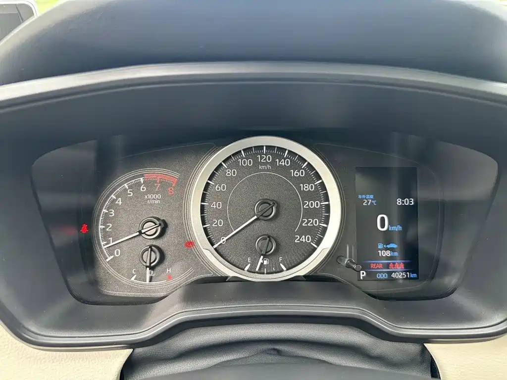 Toyota Corolla — миниатюра 10