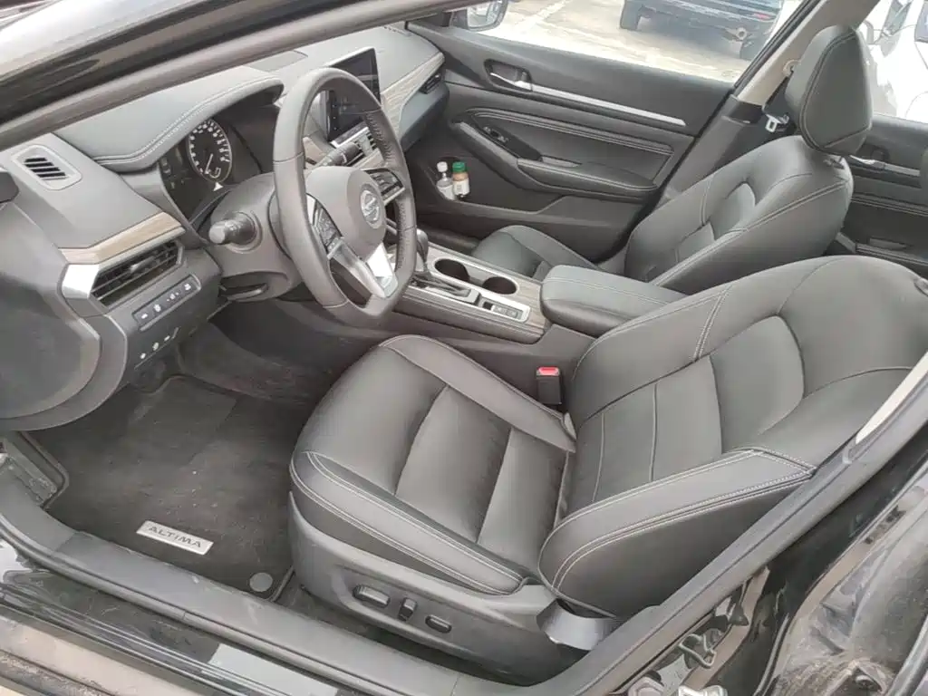 Nissan Teana — миниатюра 15