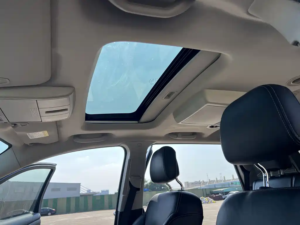 Dodge Journey — миниатюра 14