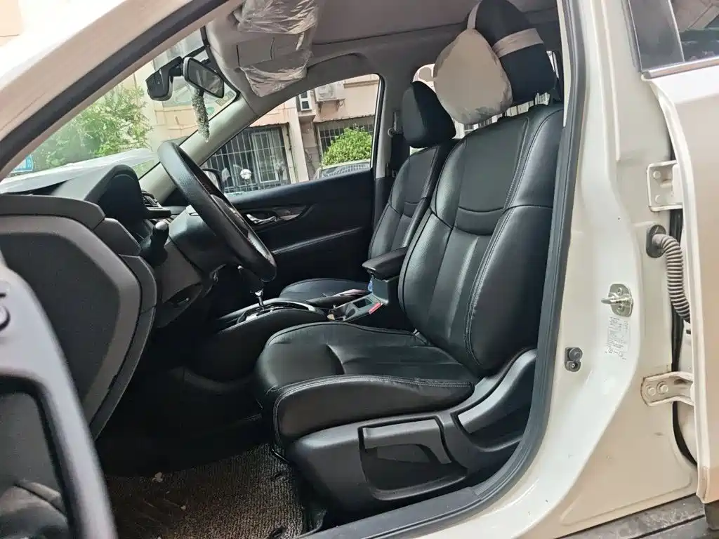Nissan X-Trail — миниатюра 8