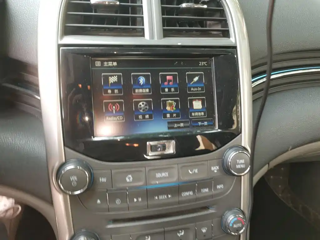 Chevrolet Malibu — миниатюра 9