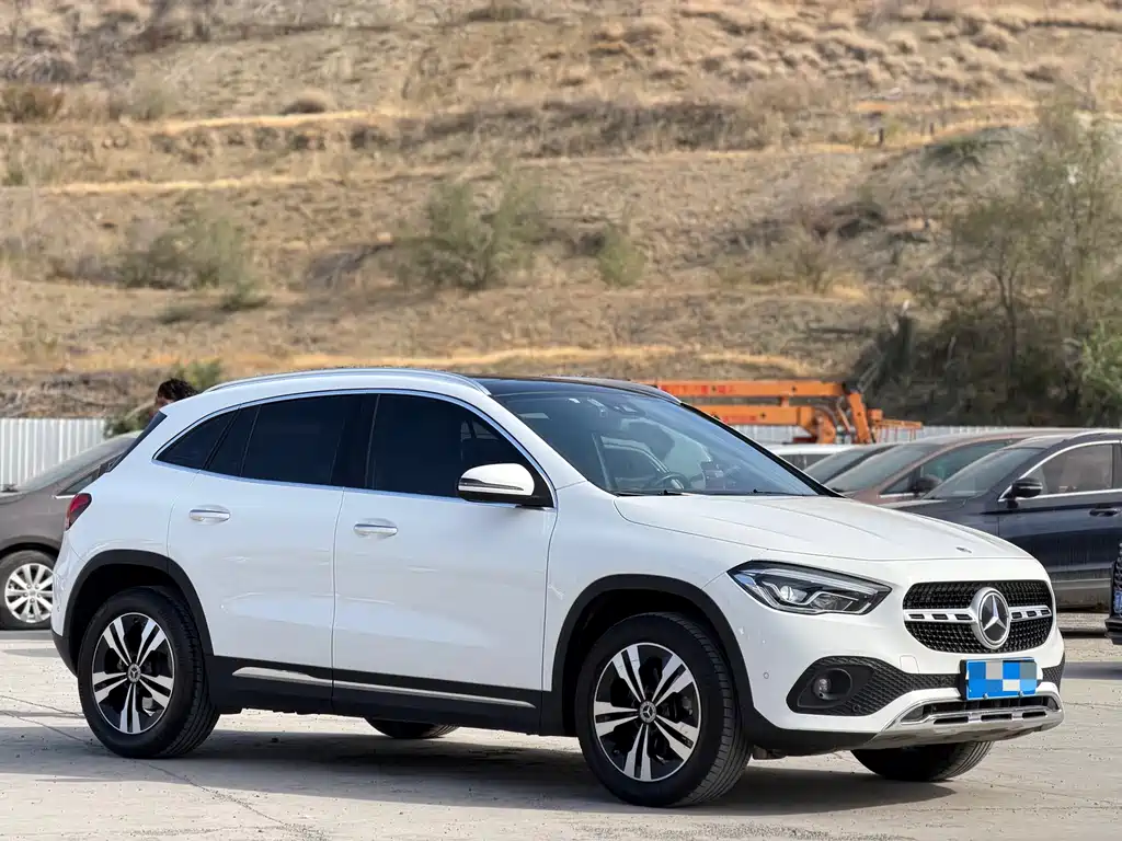 Mercedes-Benz GLA — миниатюра 3