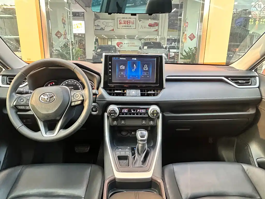 TOYOTA RAV4 RONGFANG