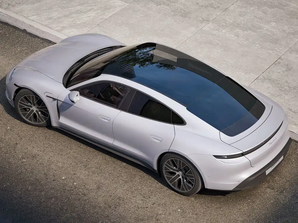 Porsche Taycan — миниатюра 5