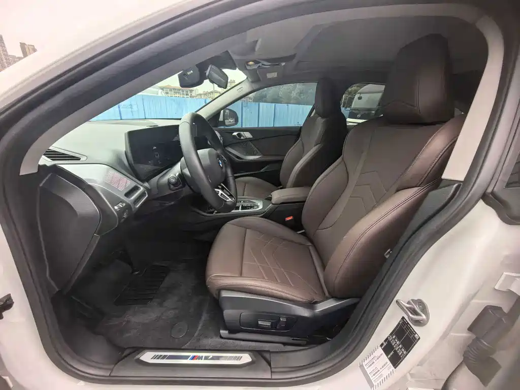 BMW 2 Series — миниатюра 8