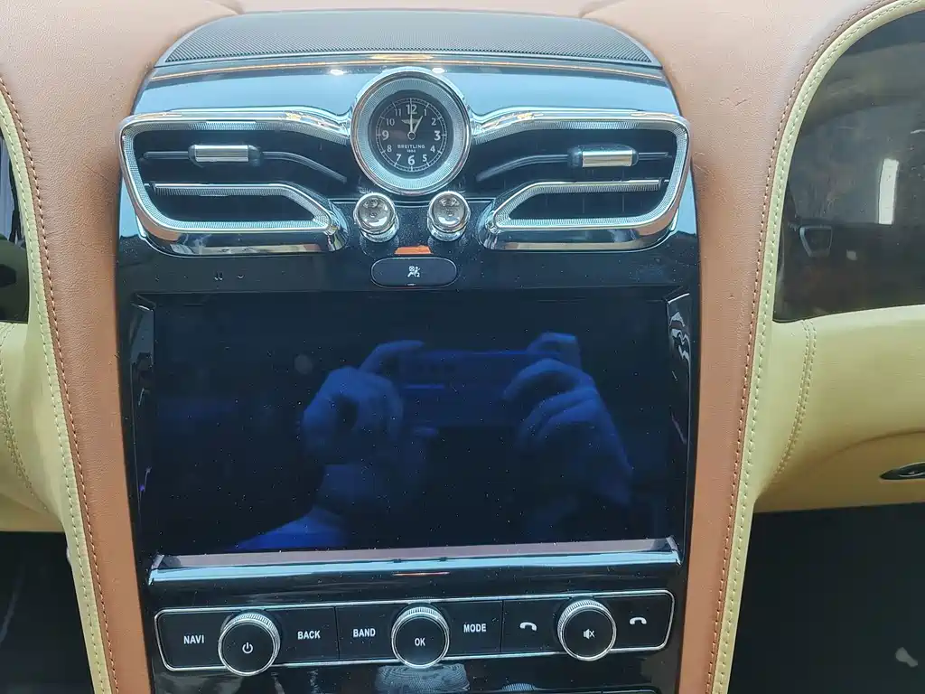 Bentley Flying Spur — миниатюра 14