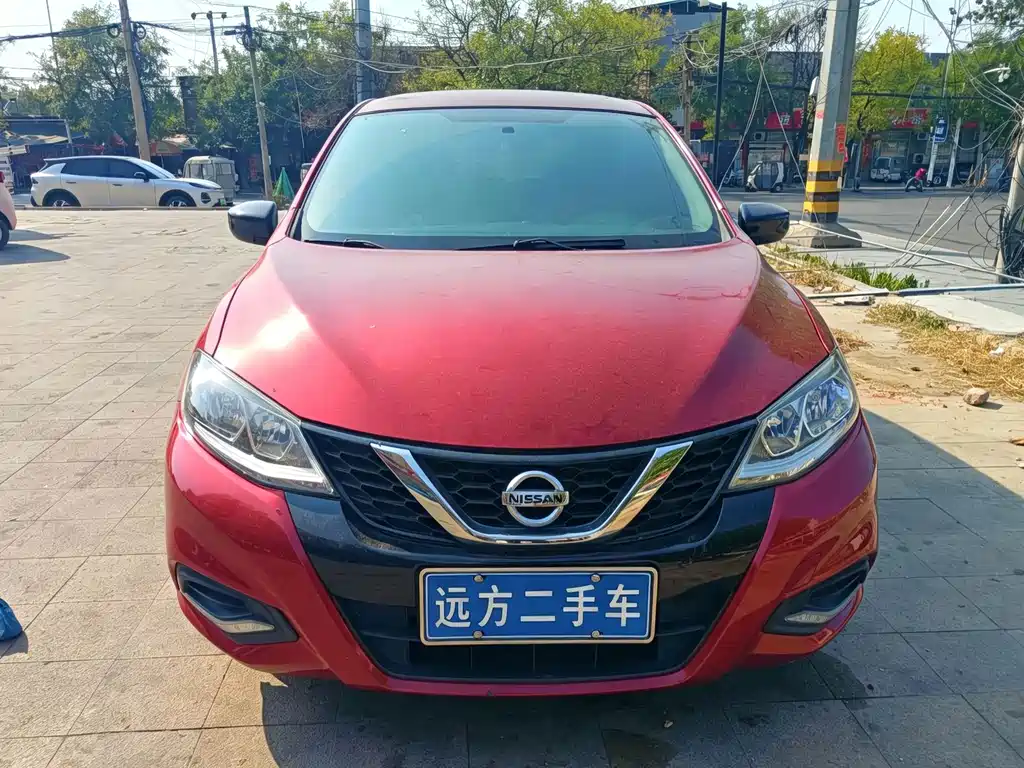 Nissan Tiida — миниатюра 2