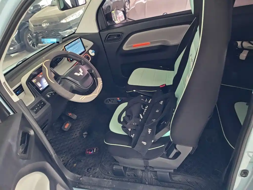 Wuling MINIEV — миниатюра 15