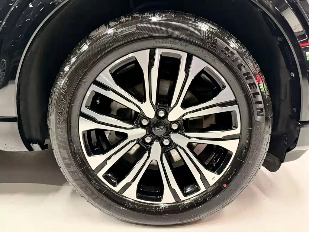 Ford Explorer — миниатюра 16