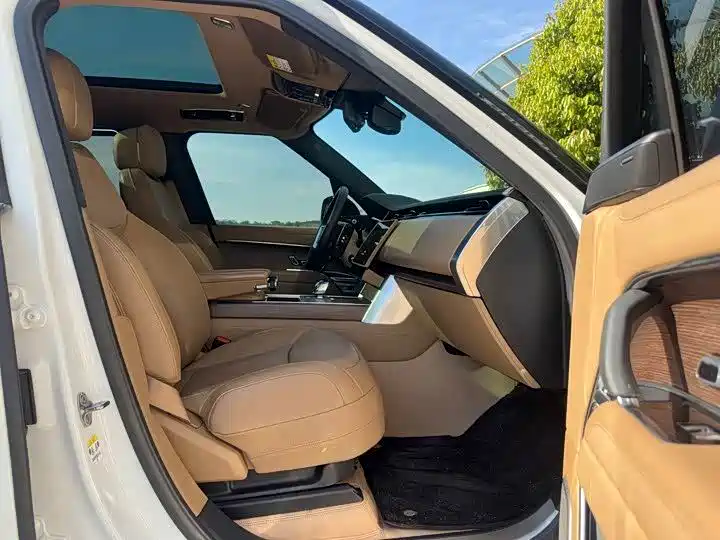 Land Rover Range Rover — миниатюра 10