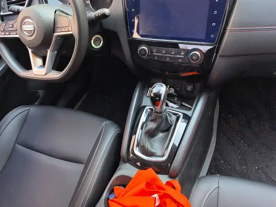 Nissan Qashqai — миниатюра 16
