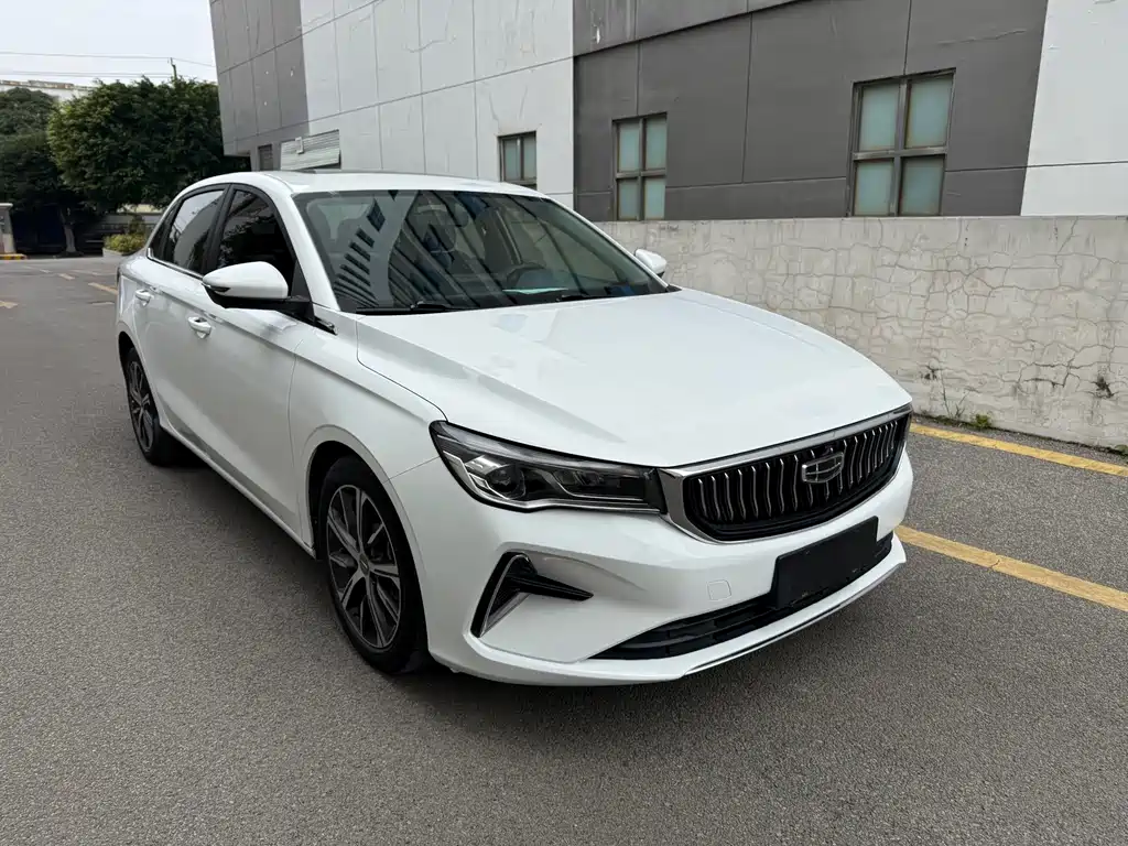 Geely Emgrand — миниатюра 3