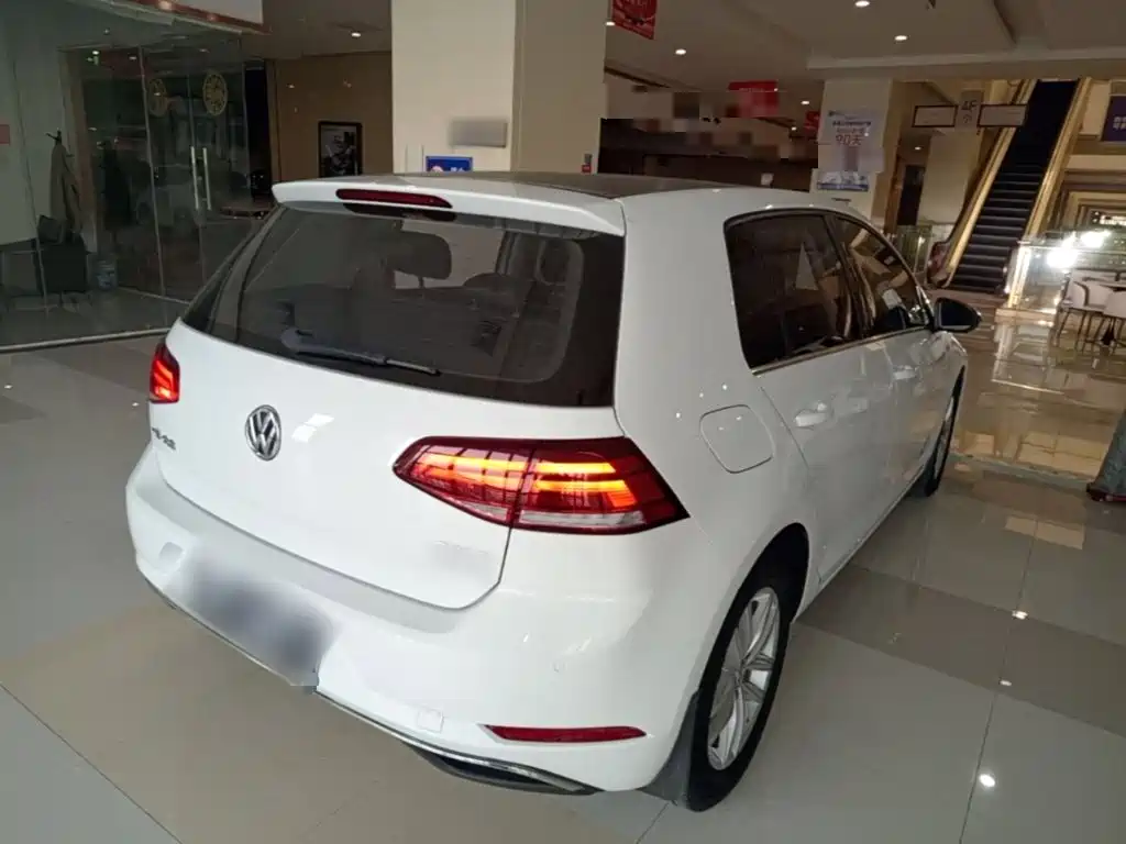 Volkswagen Golf — миниатюра 7