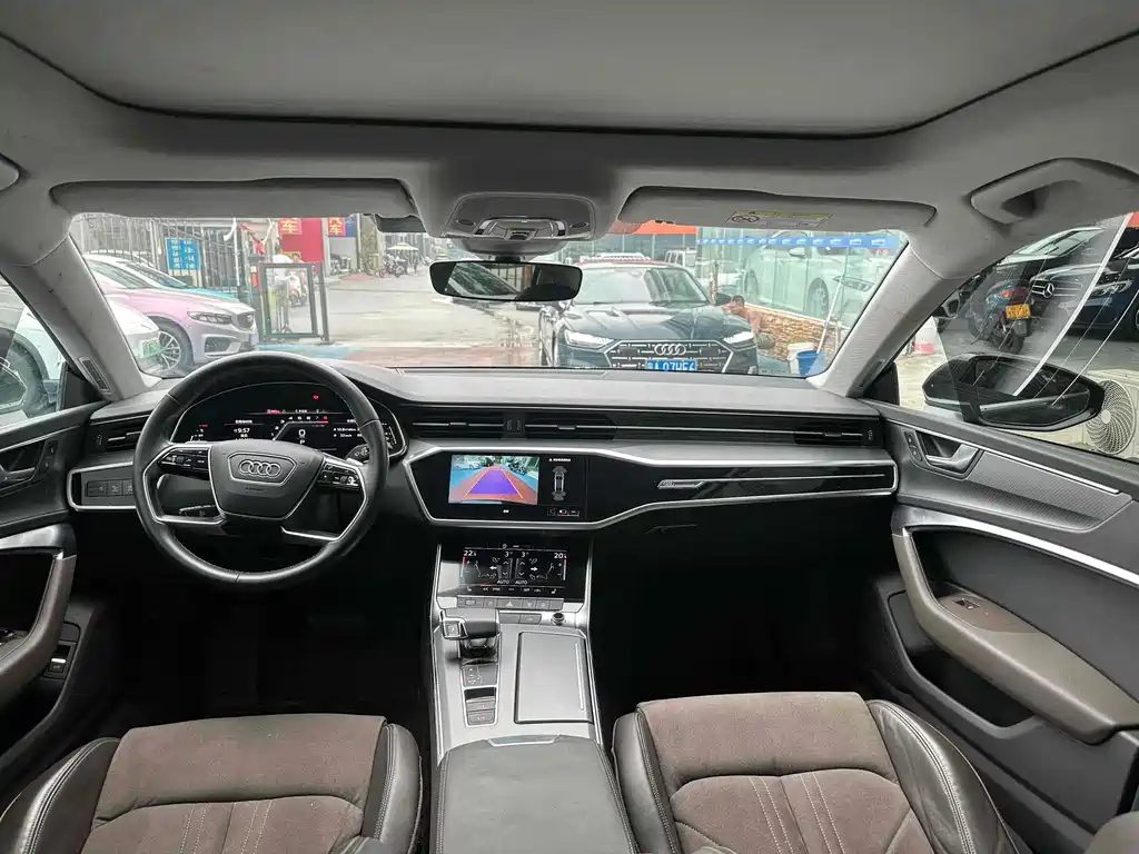 Audi A7L — миниатюра 8