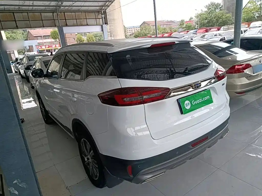 Geely Boyue — миниатюра 5