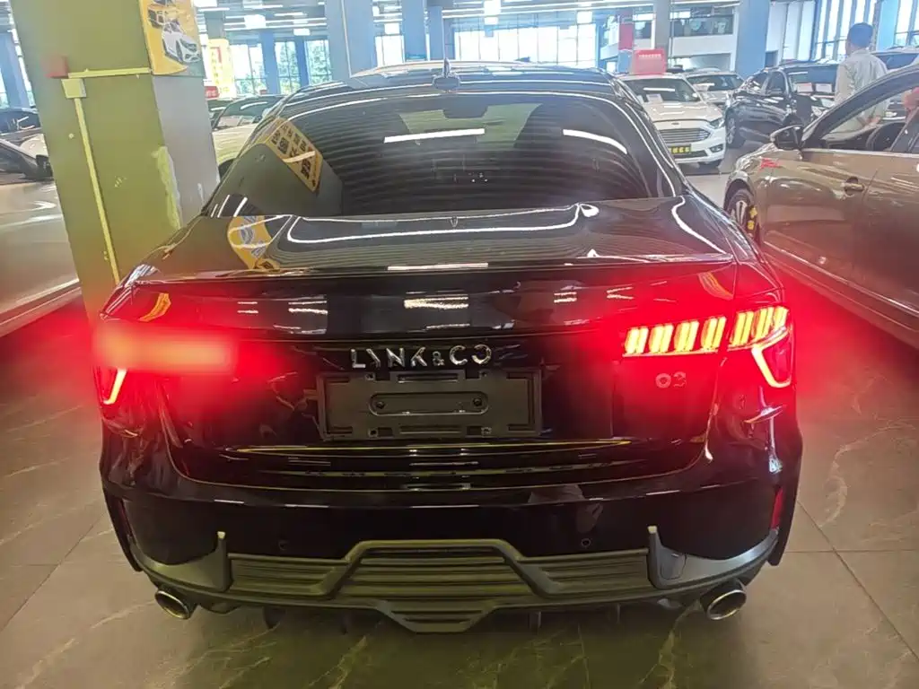 Lynk & Co 03 — миниатюра 6