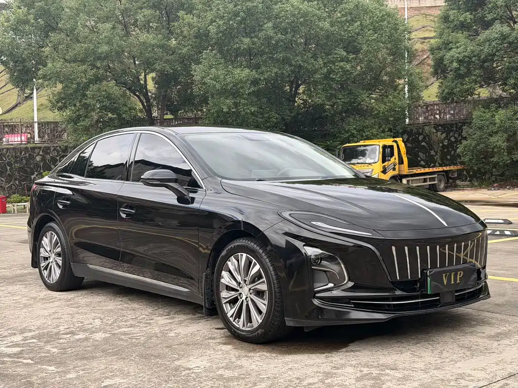 Hongqi Hongqi E-QM5 — миниатюра 3