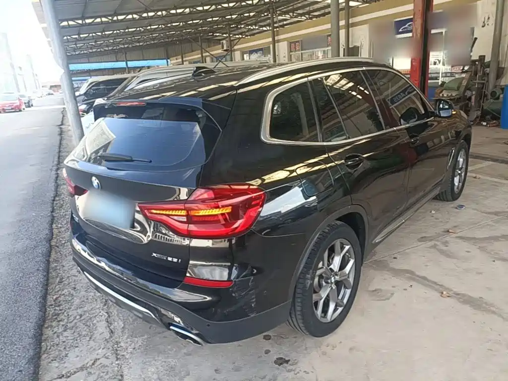 BMW X3 — миниатюра 7