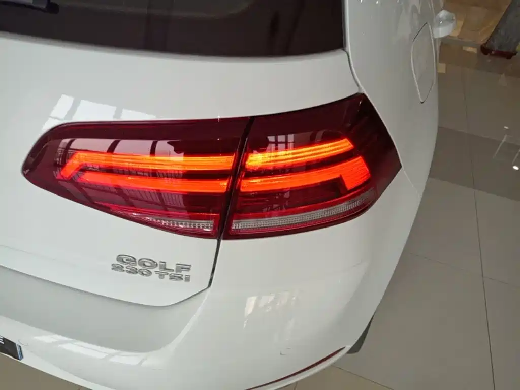 Volkswagen Golf — миниатюра 8