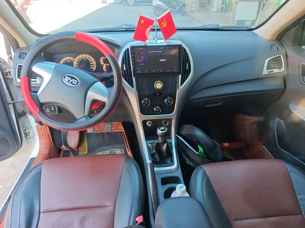 BYD F3 — миниатюра 10