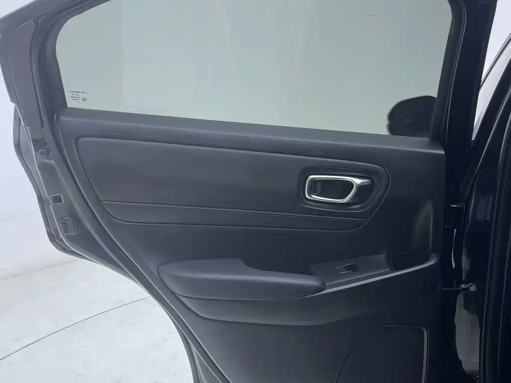 Honda Vezel — миниатюра 12