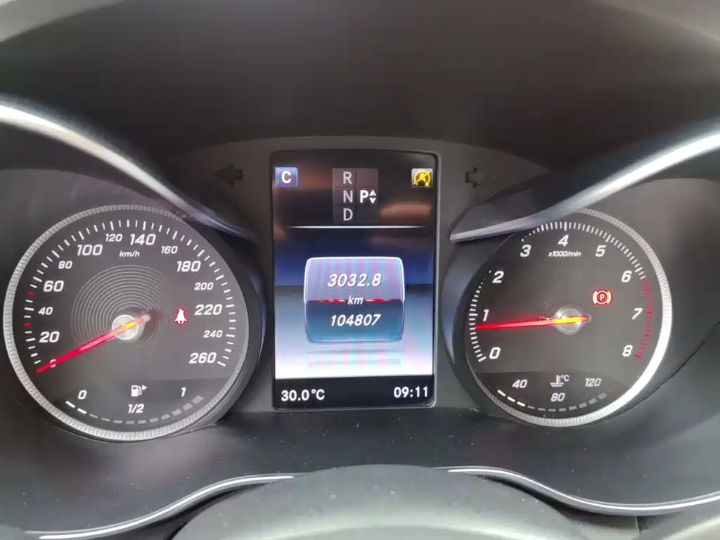 Mercedes-Benz C-Class — миниатюра 16
