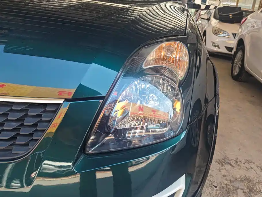 Suzuki Swift — миниатюра 5