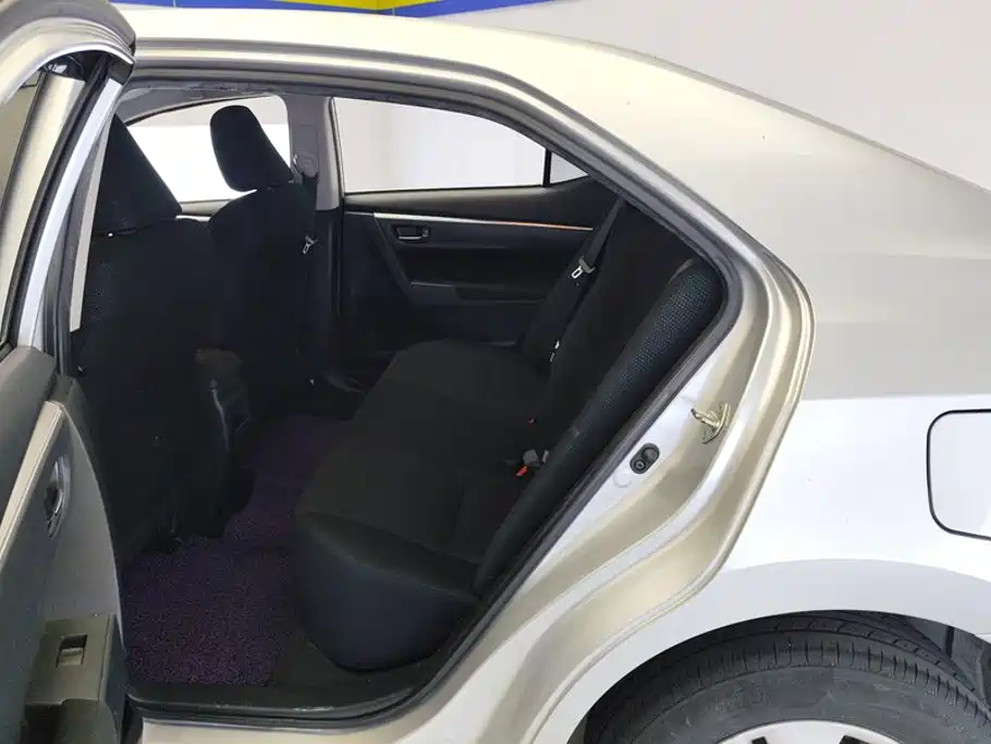 Toyota Corolla — миниатюра 11