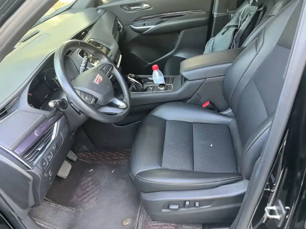 Cadillac XT4 — миниатюра 15
