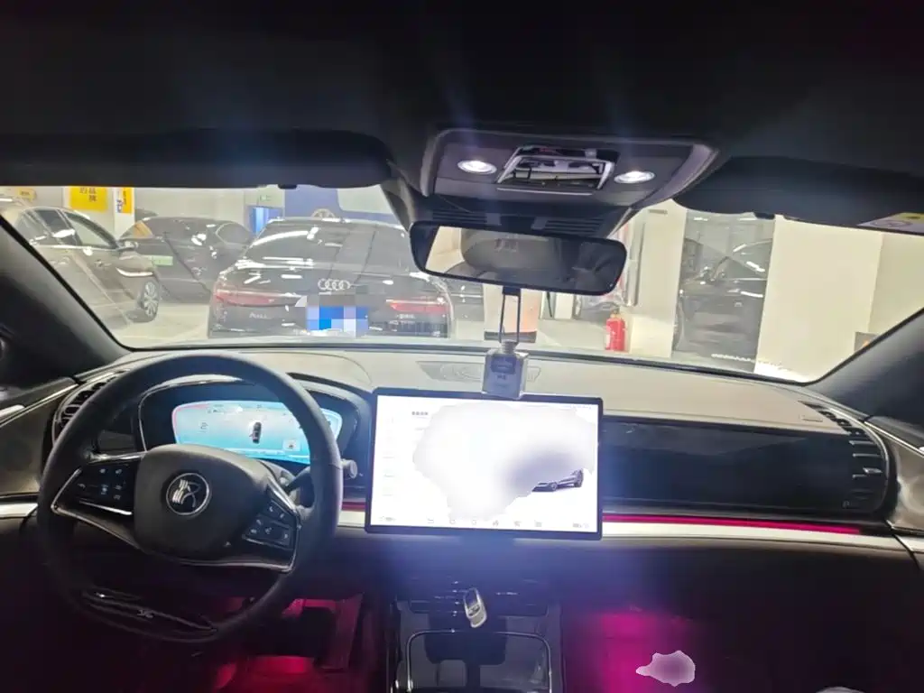 BYD Han — миниатюра 10