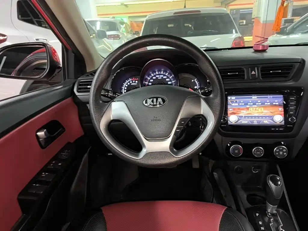 Kia K2 — миниатюра 11