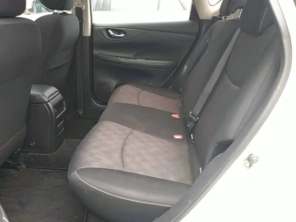 Nissan Tiida — миниатюра 17