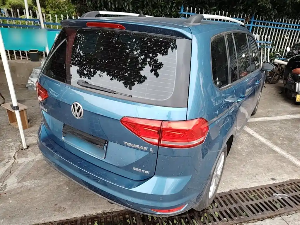 Volkswagen Touran — миниатюра 7
