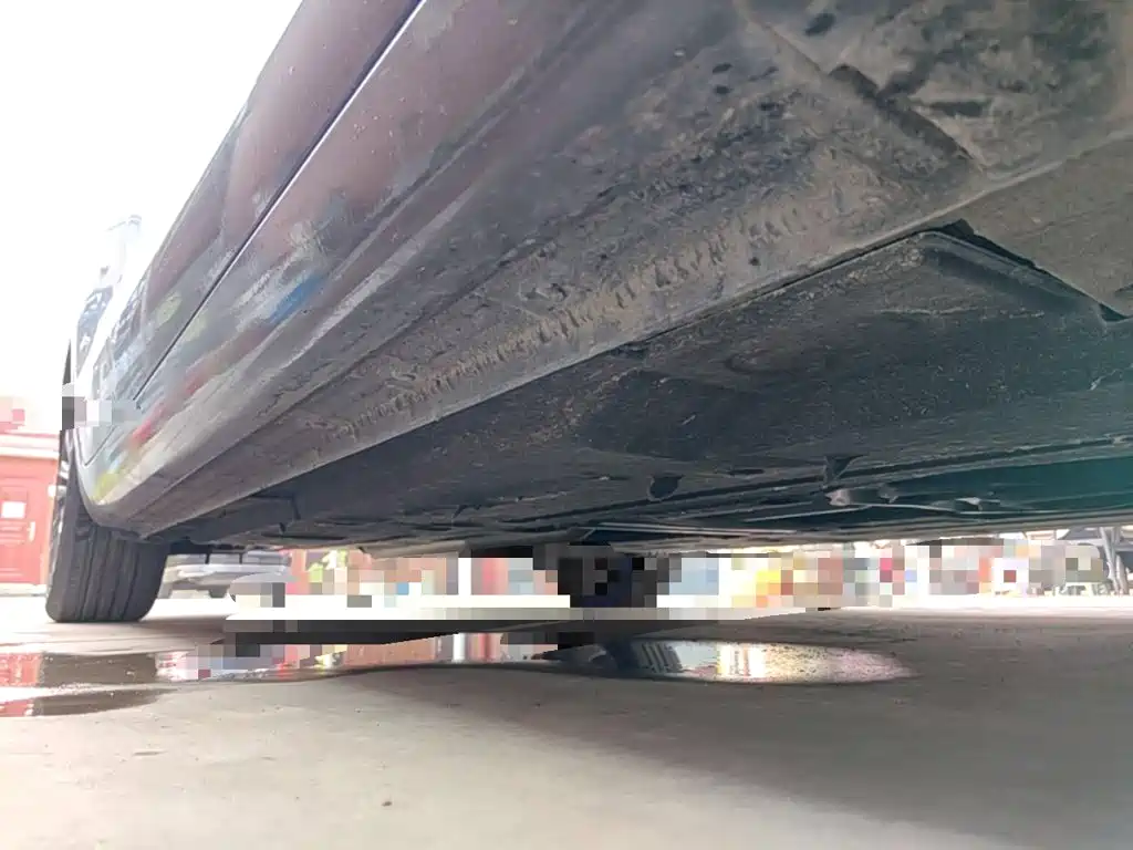 Hongqi Hongqi H5 — миниатюра 21