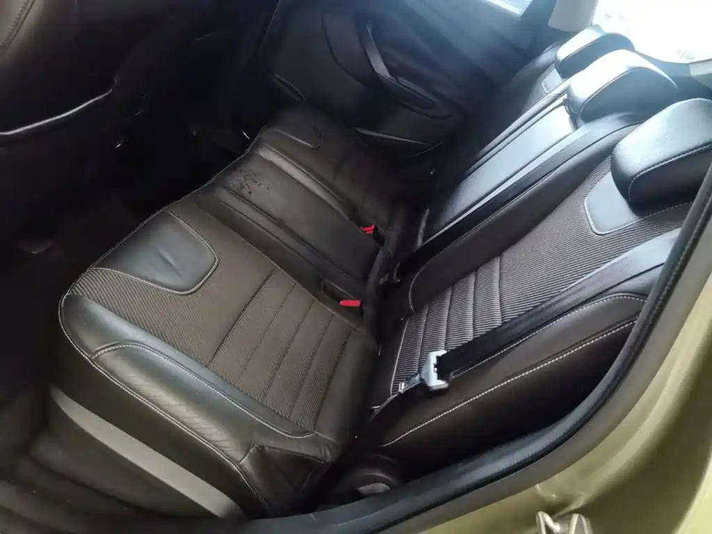 Ford Kuga — миниатюра 17