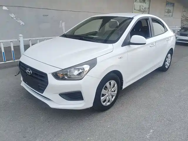 Hyundai Verna