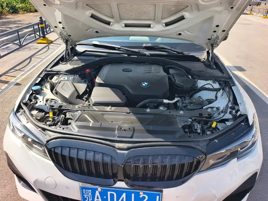 BMW 3 Series — миниатюра 10