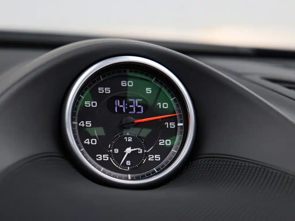 Porsche Cayenne — миниатюра 26