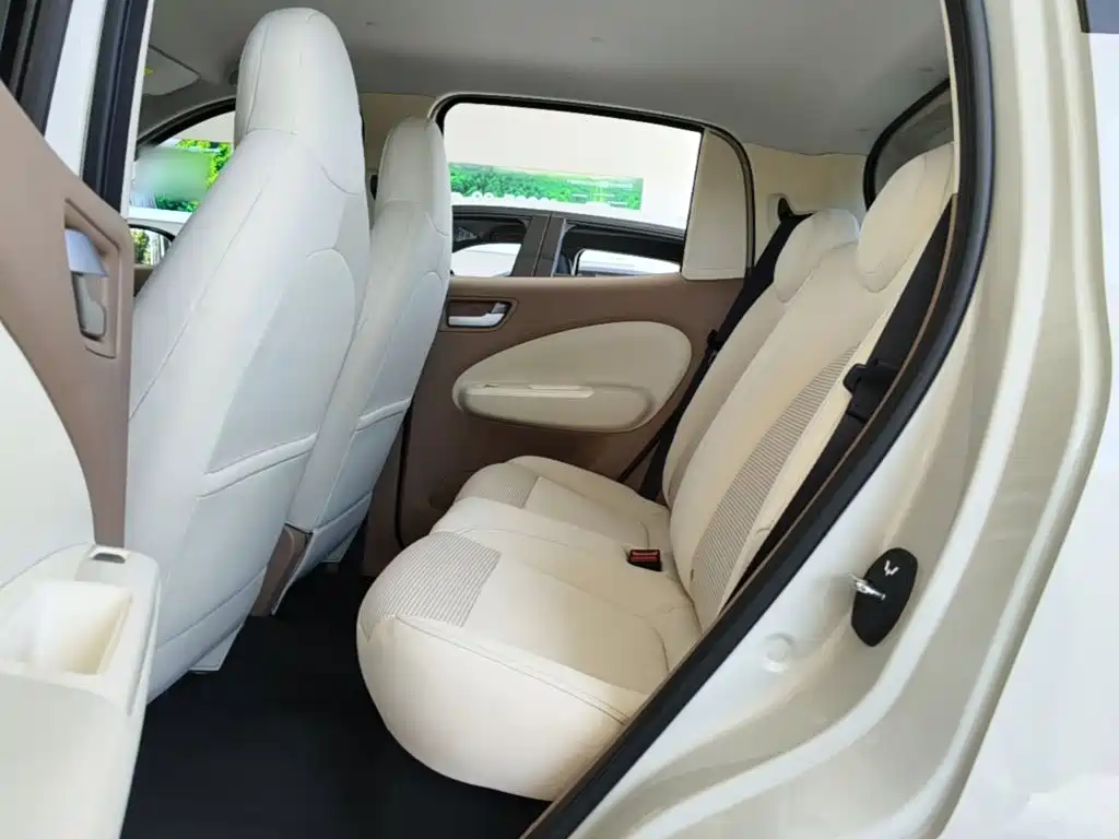 Wuling MINIEV — миниатюра 17