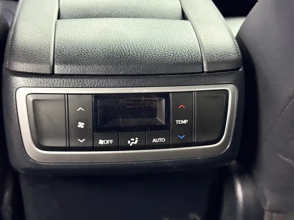 Toyota Highlander — миниатюра 12