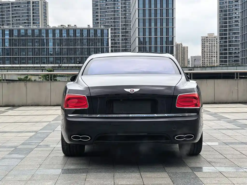 Bentley Flying Spur 2017 4.0T V8 Standard