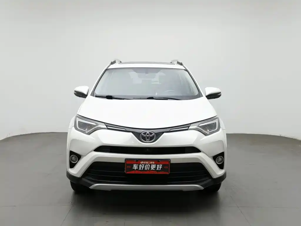 Toyota RAV4 — миниатюра 3