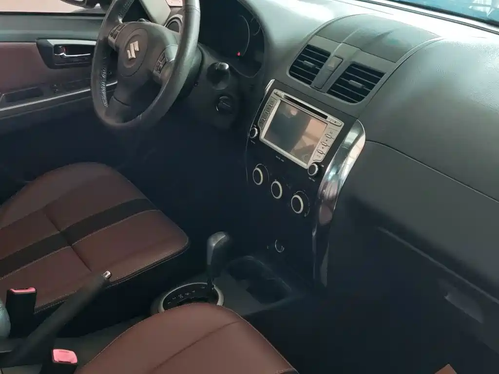 Suzuki SX4 — миниатюра 3
