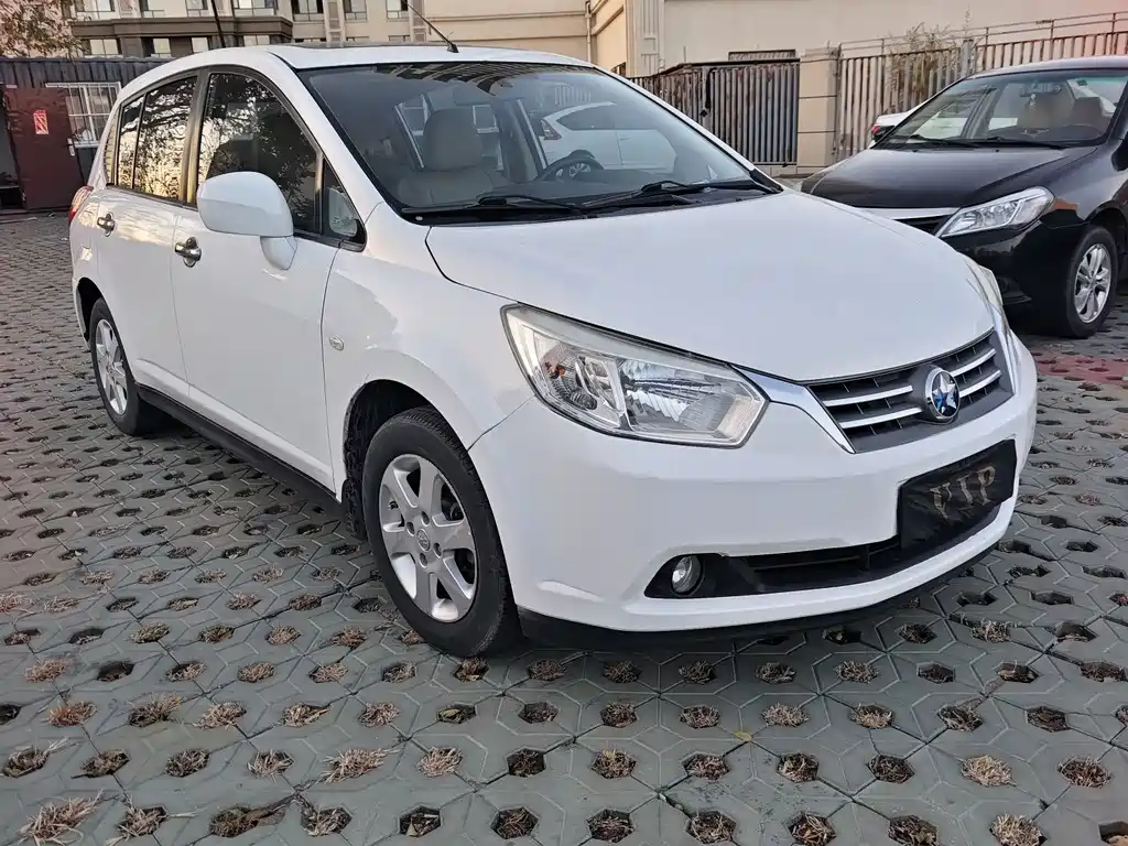 Venucia R50 — миниатюра 3