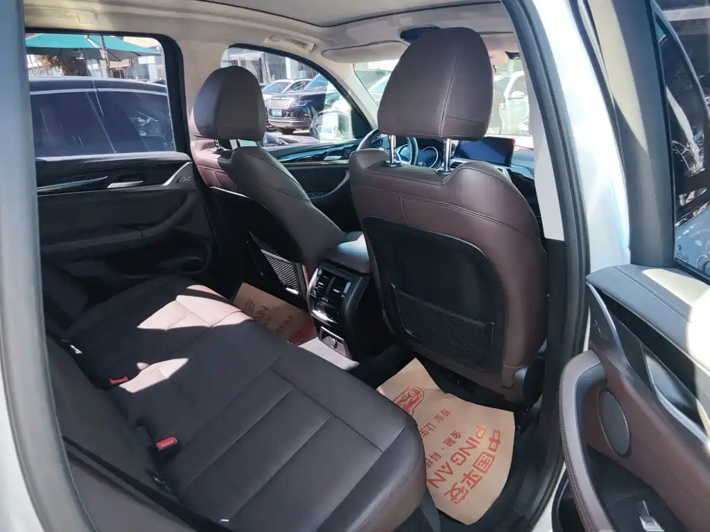 BMW X3 — миниатюра 12