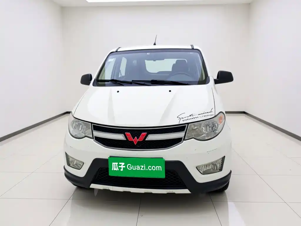 Wuling Hongguang — миниатюра 2